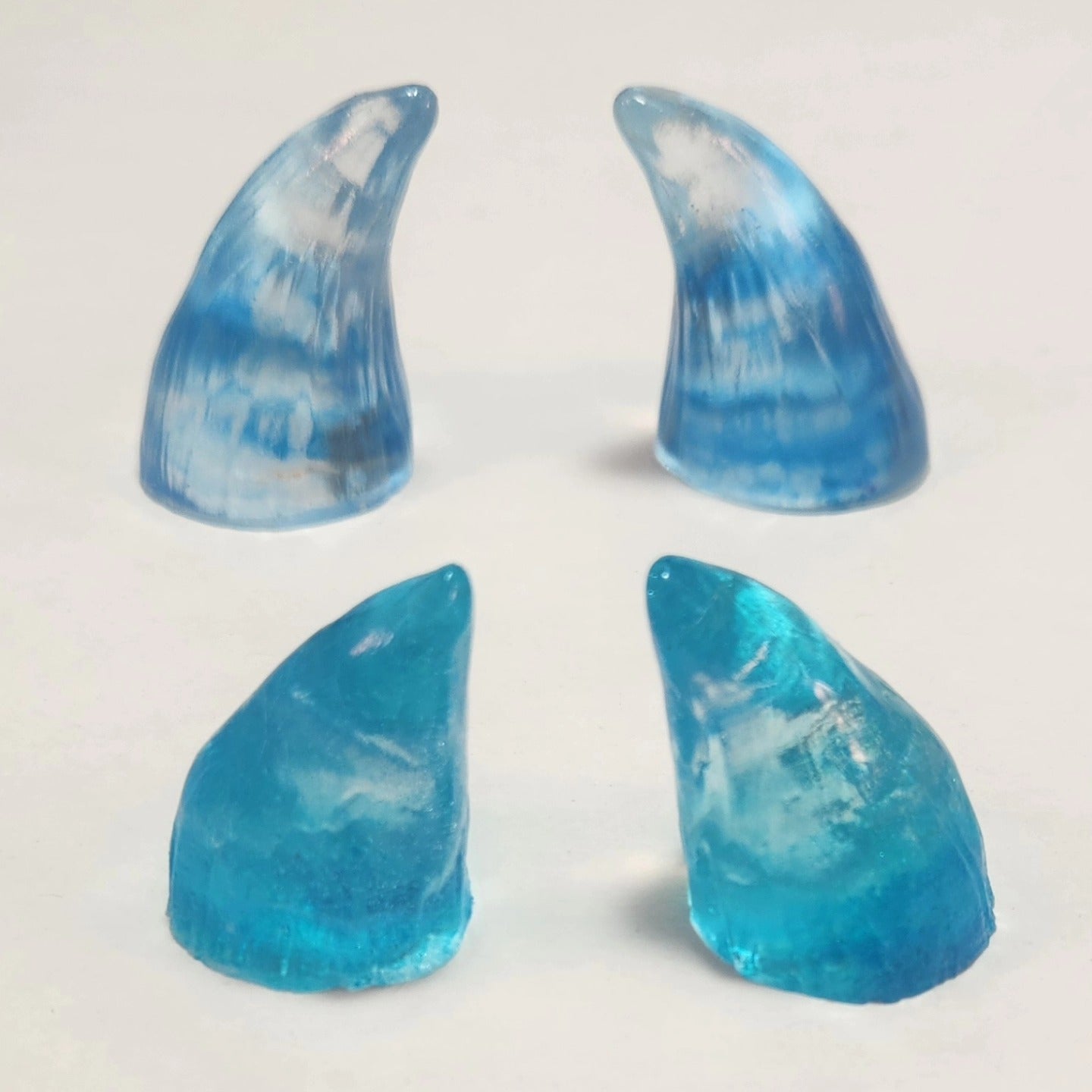 Assorted Aradani Resin Glue-on Horns - Blue and Purple Smoke