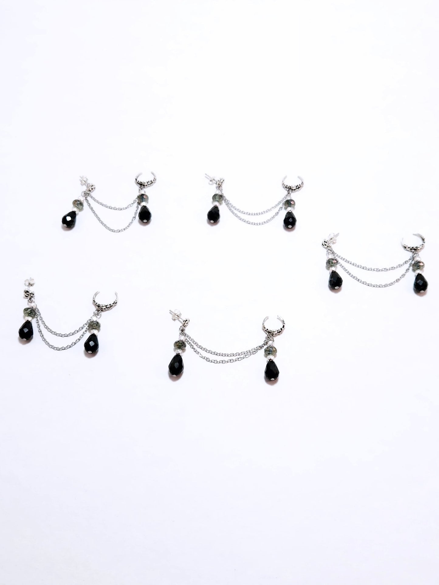 Gothic Skull Chain Ear Cuff