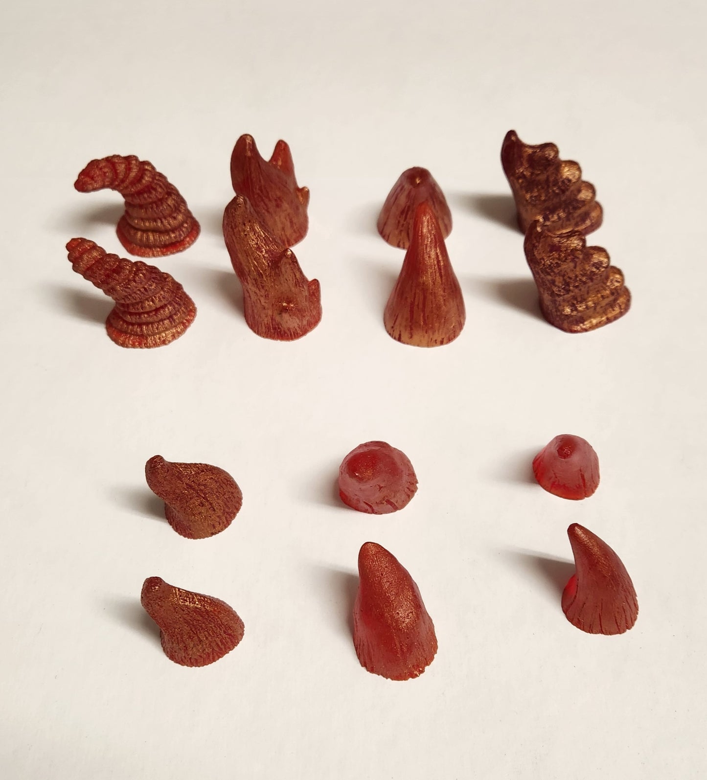 Assorted Aradani Resin Glue-on Horns - Red With Copper Accents