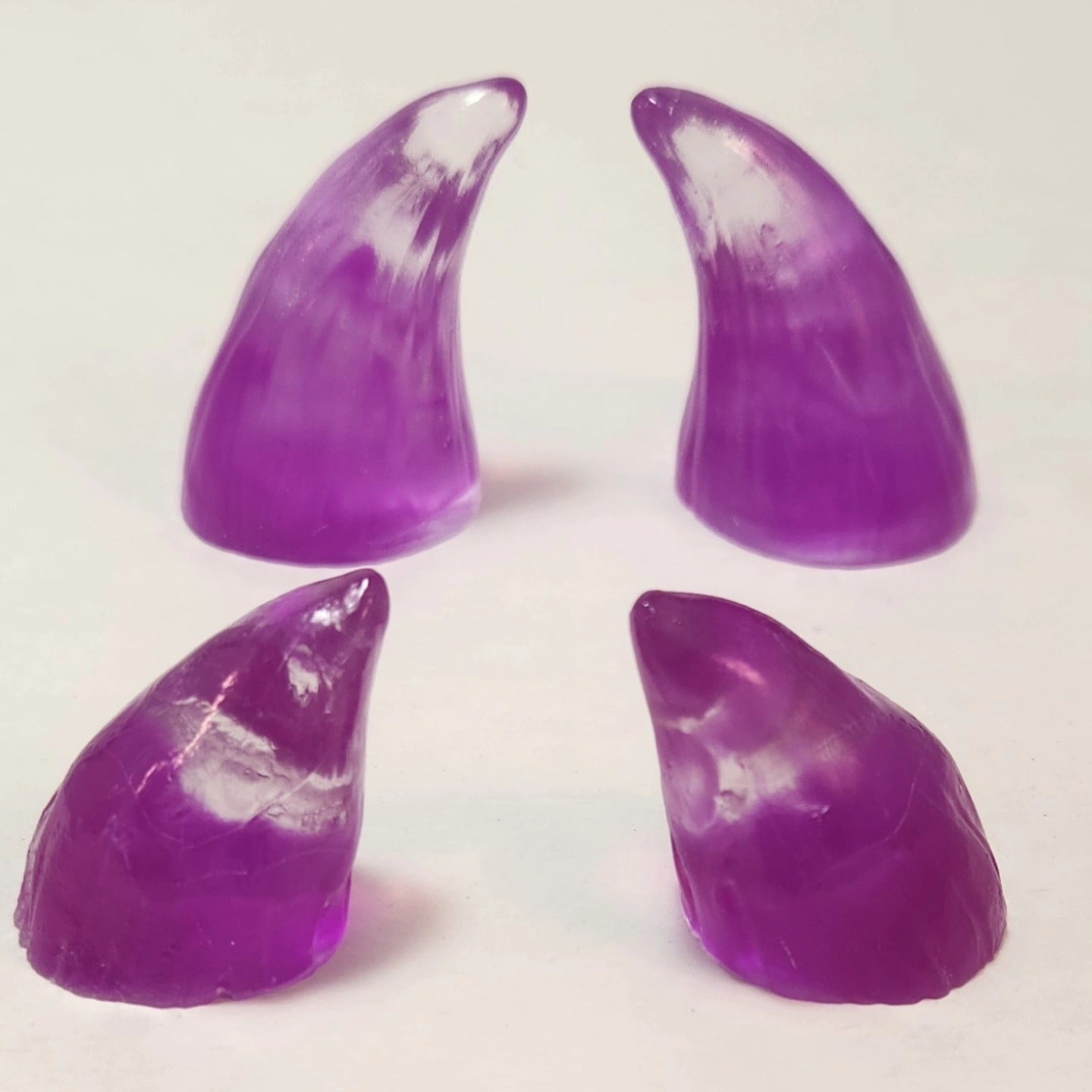 Assorted Aradani Resin Glue-on Horns - Blue and Purple Smoke