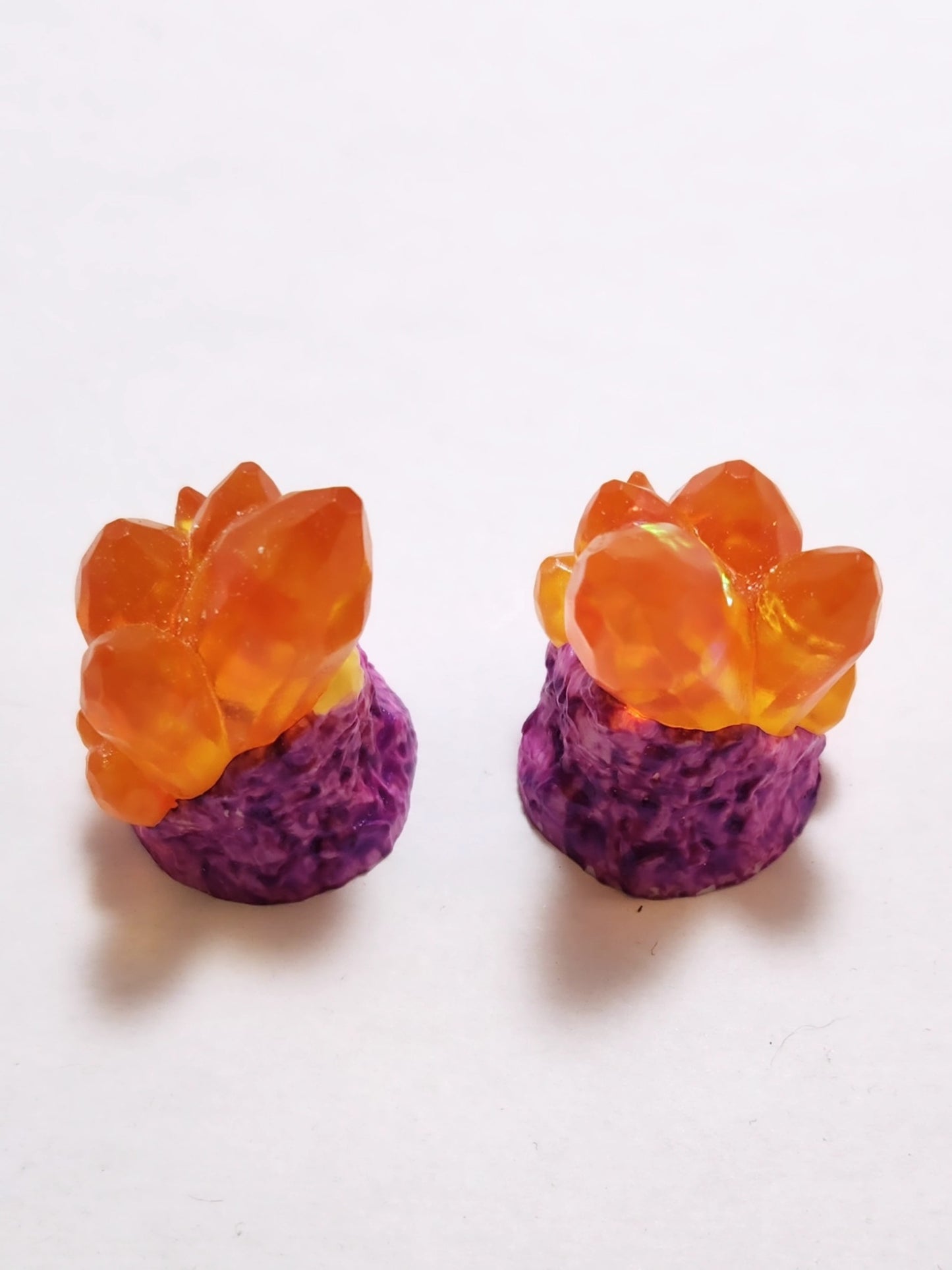 Assorted Aradani Resin Glue-on Horns - Crystal