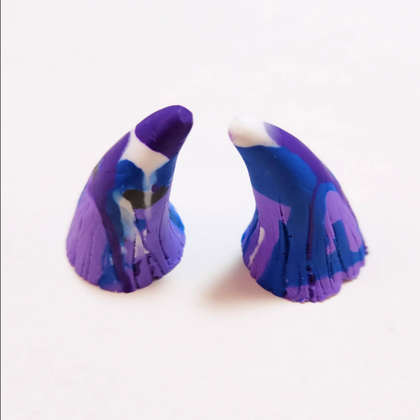 Assorted Aradani Resin Glue-on Horns - Magical Teal and Purple