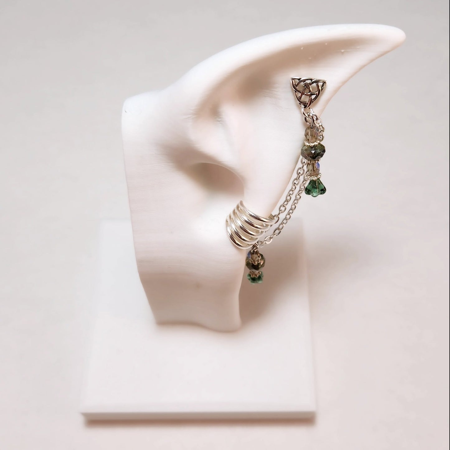 Moss Flower Chain Ear Cuff