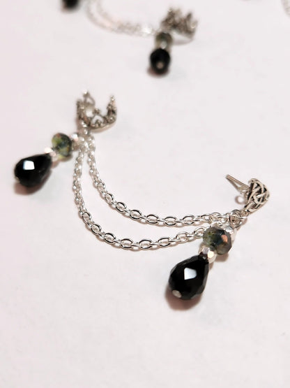Royal Gothic Night Fae Fancy Chain Ear Cuff