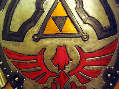 Hero of Legend Deluxe Shield