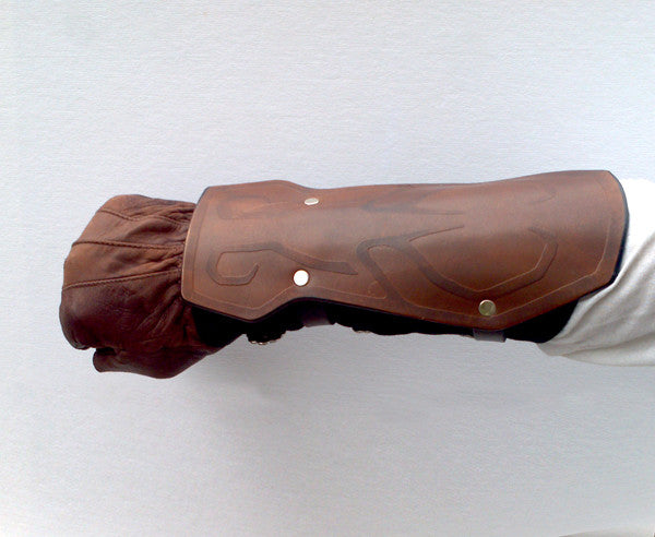 Hero of Legend Bracers (pair)