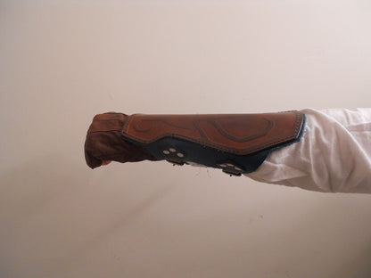 Hero of Legend Bracers - Deluxe (pair)